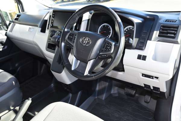 2020 Toyota Hiace GDH300R LWB thumb-14