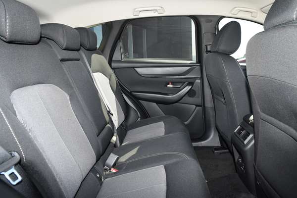 2026 Mazda CX-60 P50e Pure KH Series thumb-8