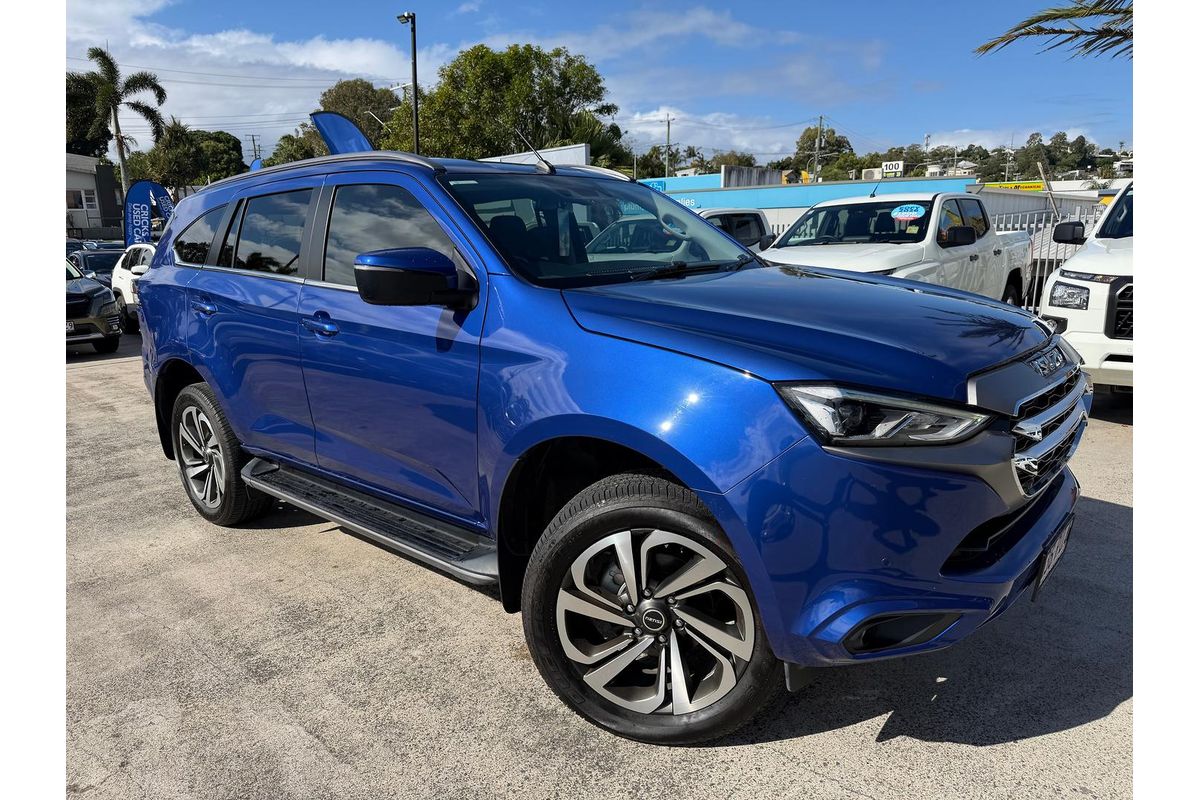 2021 Isuzu MU-X LS-T
