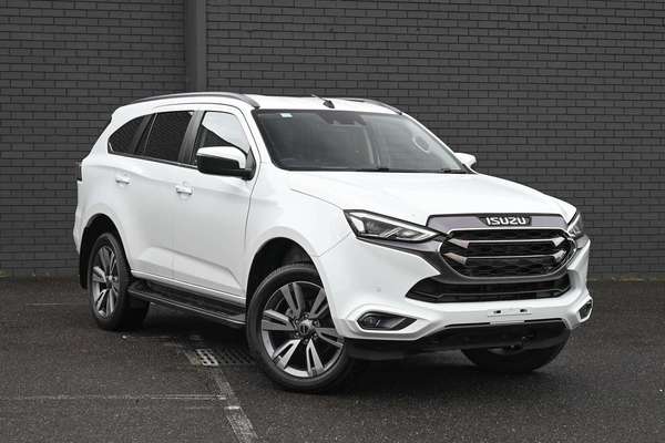 2024 Isuzu MU-X LS-T