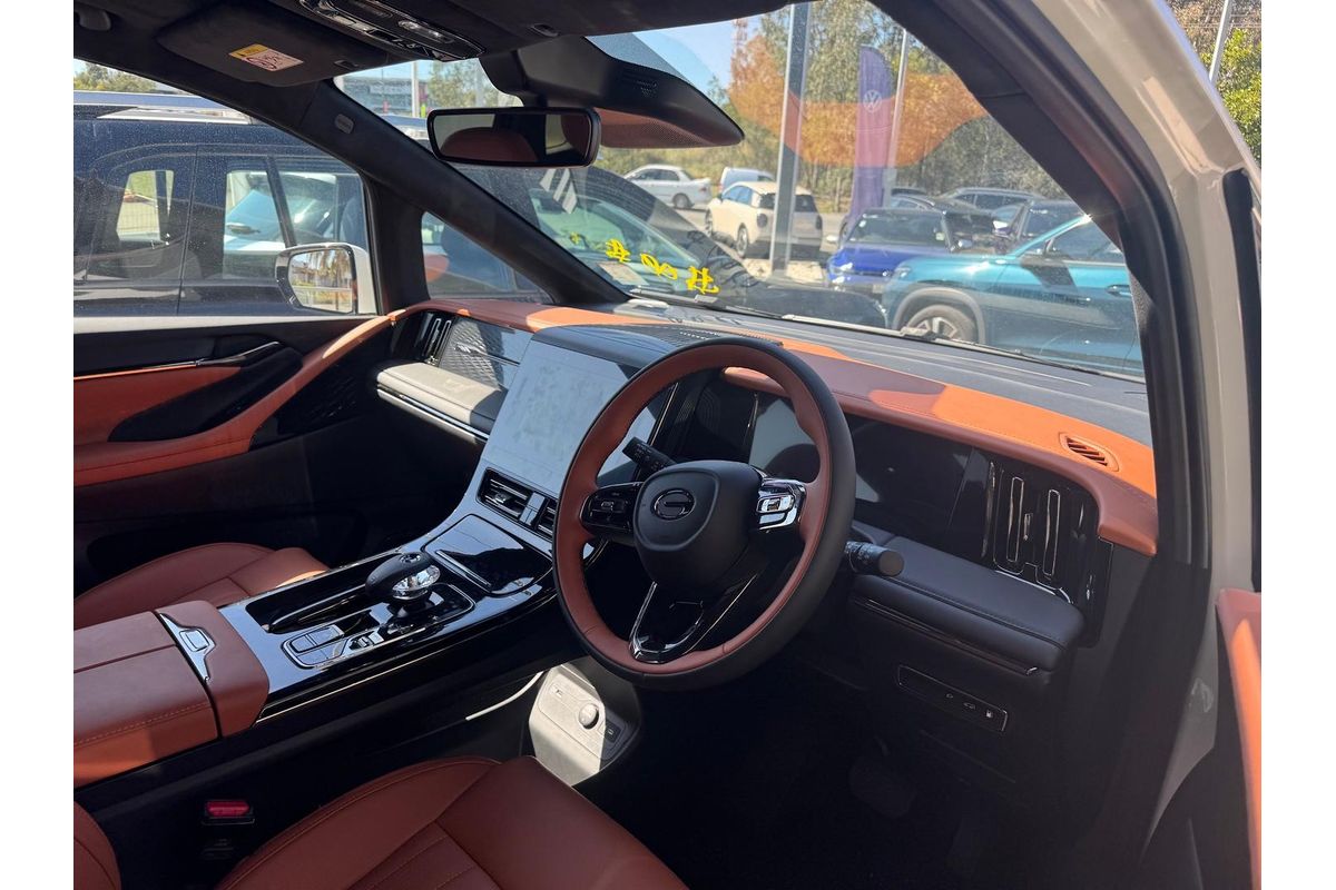 2025 GAC M8 PHEV Premium