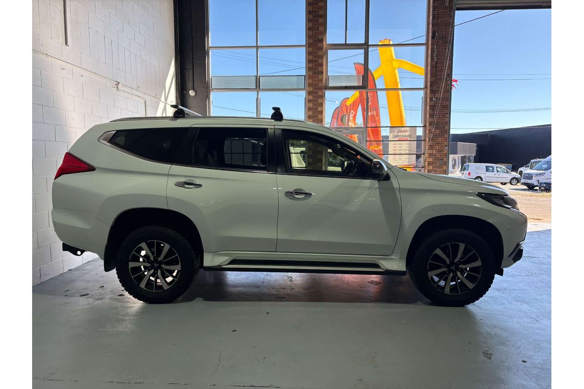 2016 Mitsubishi Pajero Sport Exceed QE