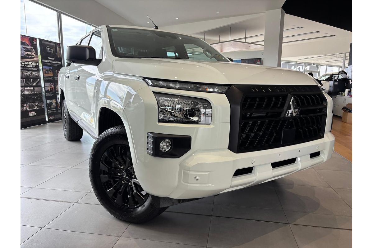 2025 Mitsubishi Triton GLX-R MV 4X4