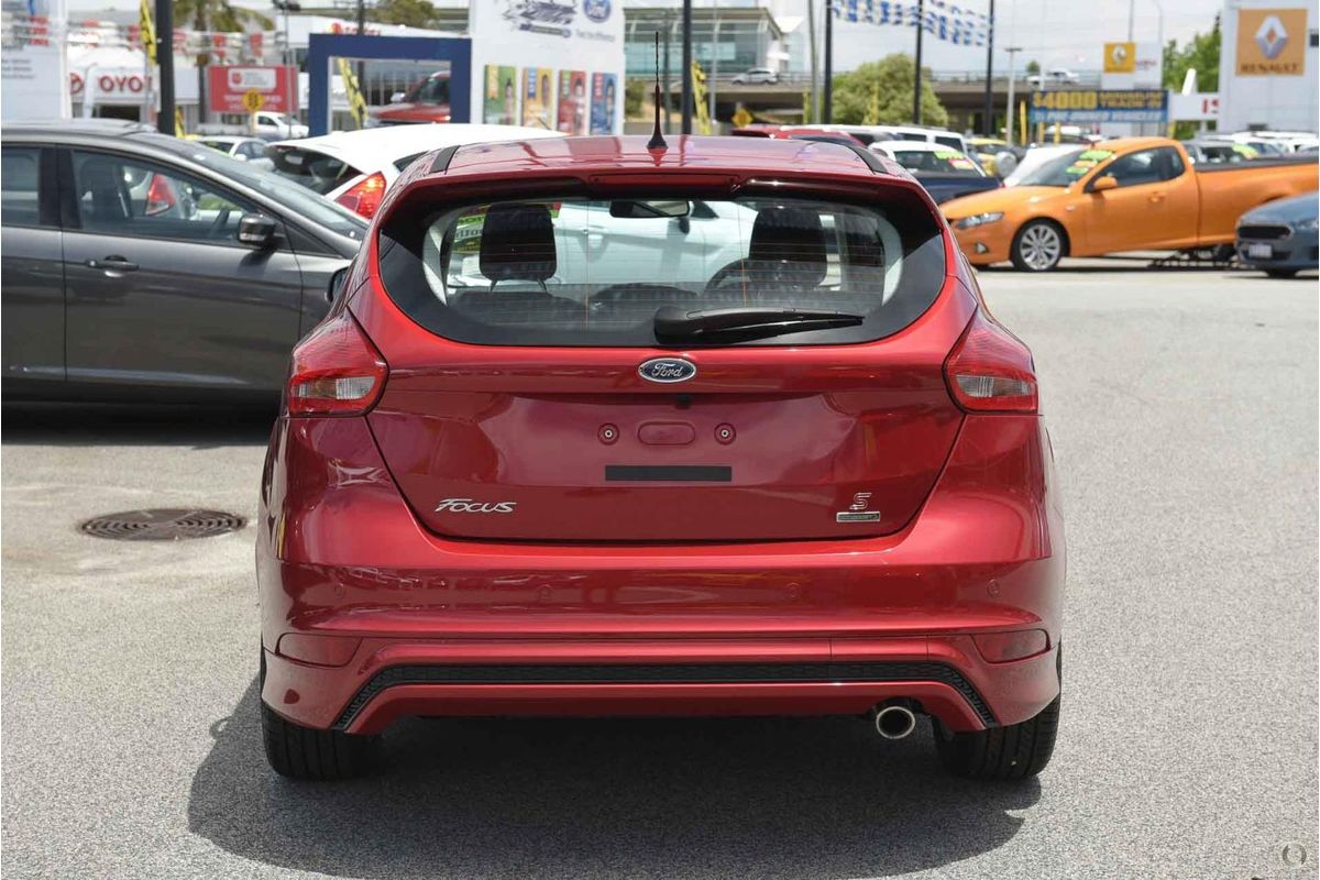 2016 Ford Focus Sport LZ