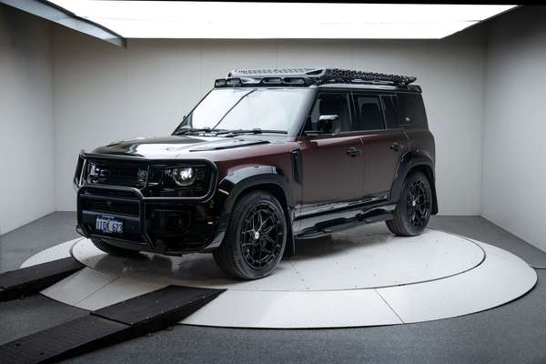 2020 Land Rover Defender 110 P400 HSE L663