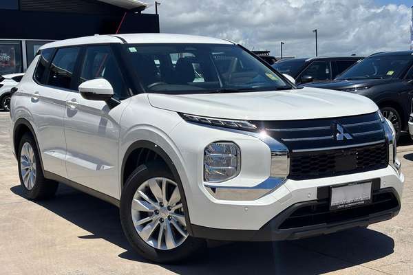 2026 Mitsubishi Outlander ES ZM