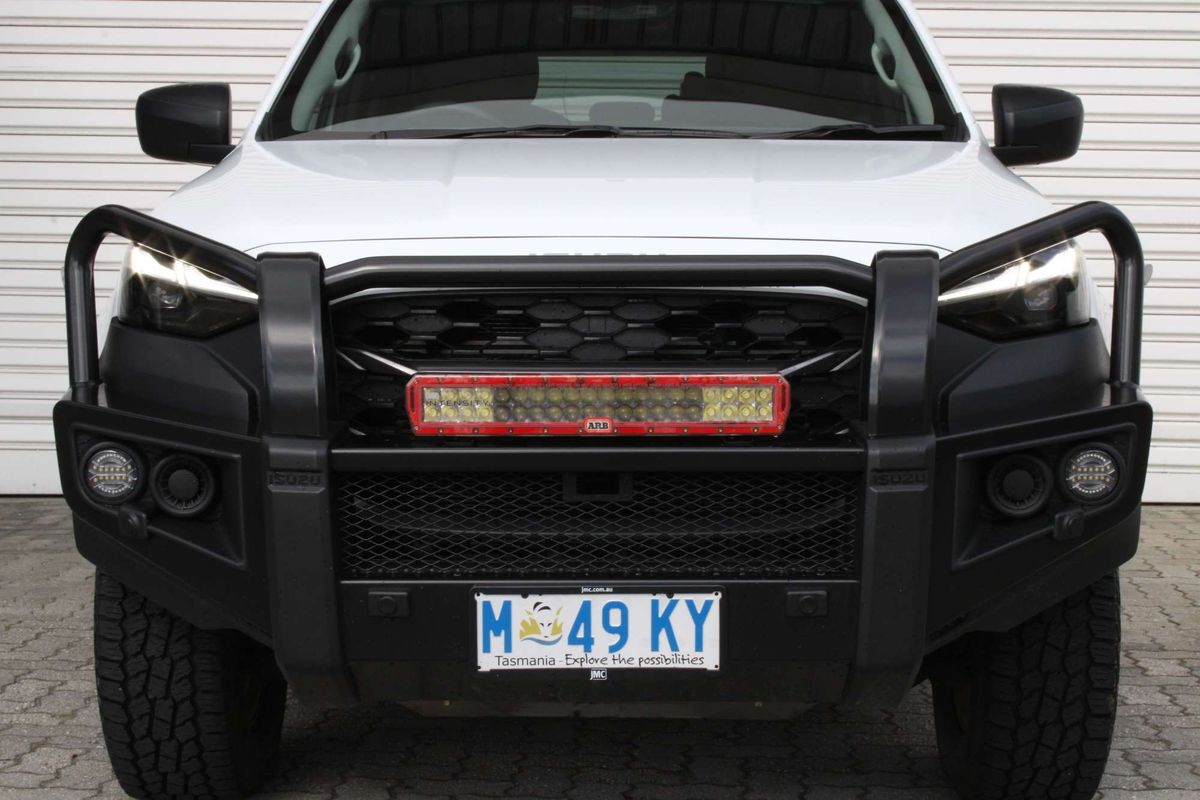 2025 Isuzu MU-X LS-M