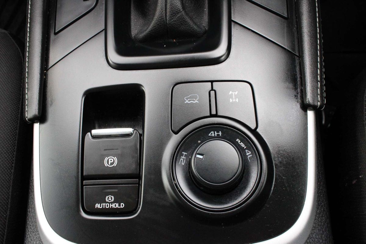 2025 Isuzu MU-X LS-M