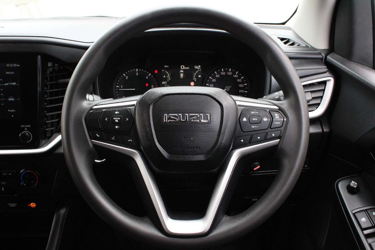 2025 Isuzu MU-X LS-M