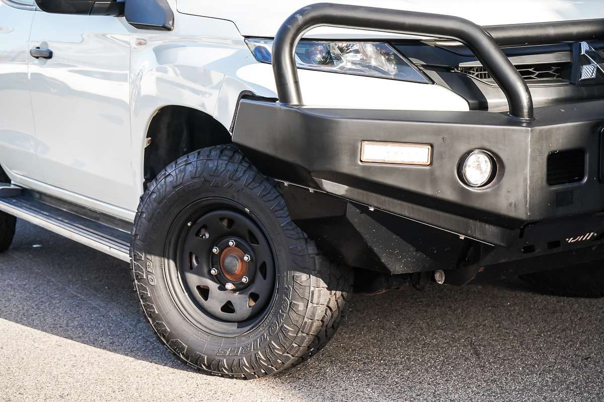 2022 Mitsubishi Triton GLX+ MR 4X4