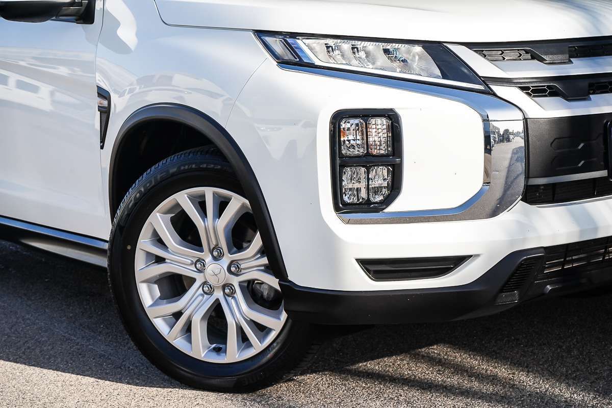 2024 Mitsubishi ASX ES XD
