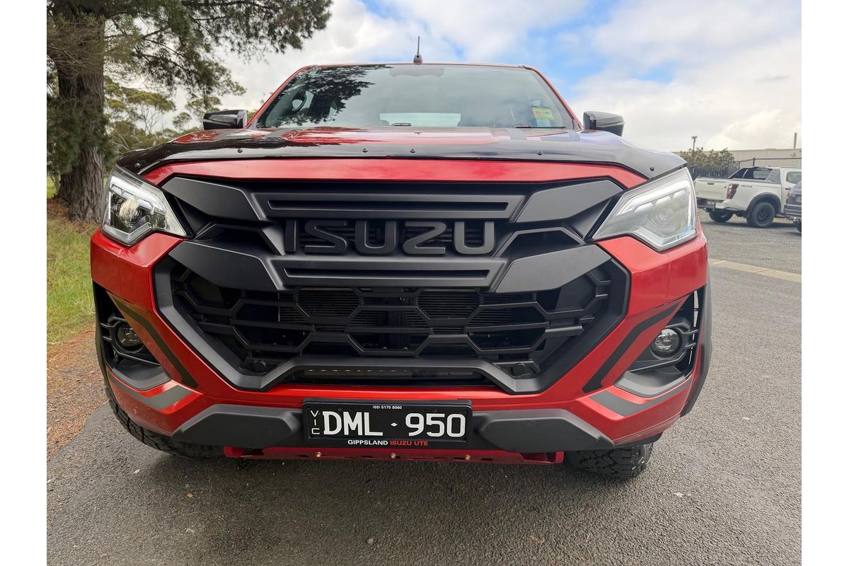 2024 Isuzu D-MAX BLADE 4X4
