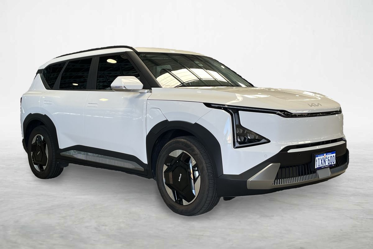 2025 Kia EV5 Air Standard Range OVc