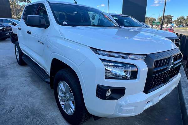 2026 Mitsubishi Triton GLX MV 4X4
