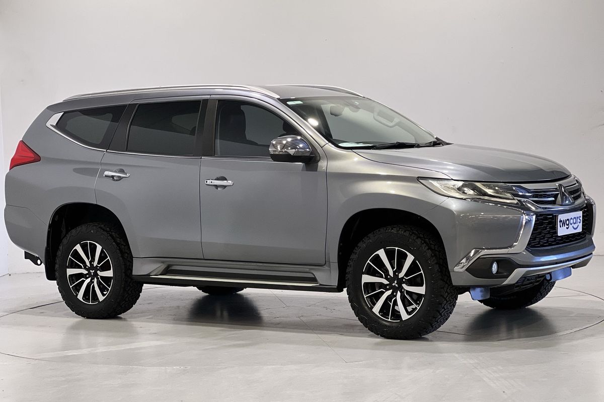2017 Mitsubishi Pajero Sport GLS QE