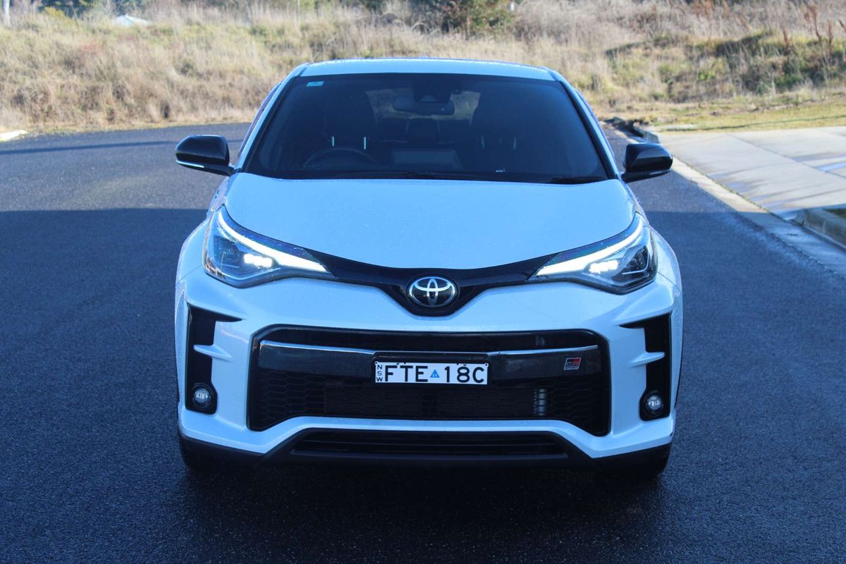 2022 Toyota C-HR GR Sport ZYX10R