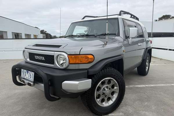 2011 Toyota FJ Cruiser GSJ15R