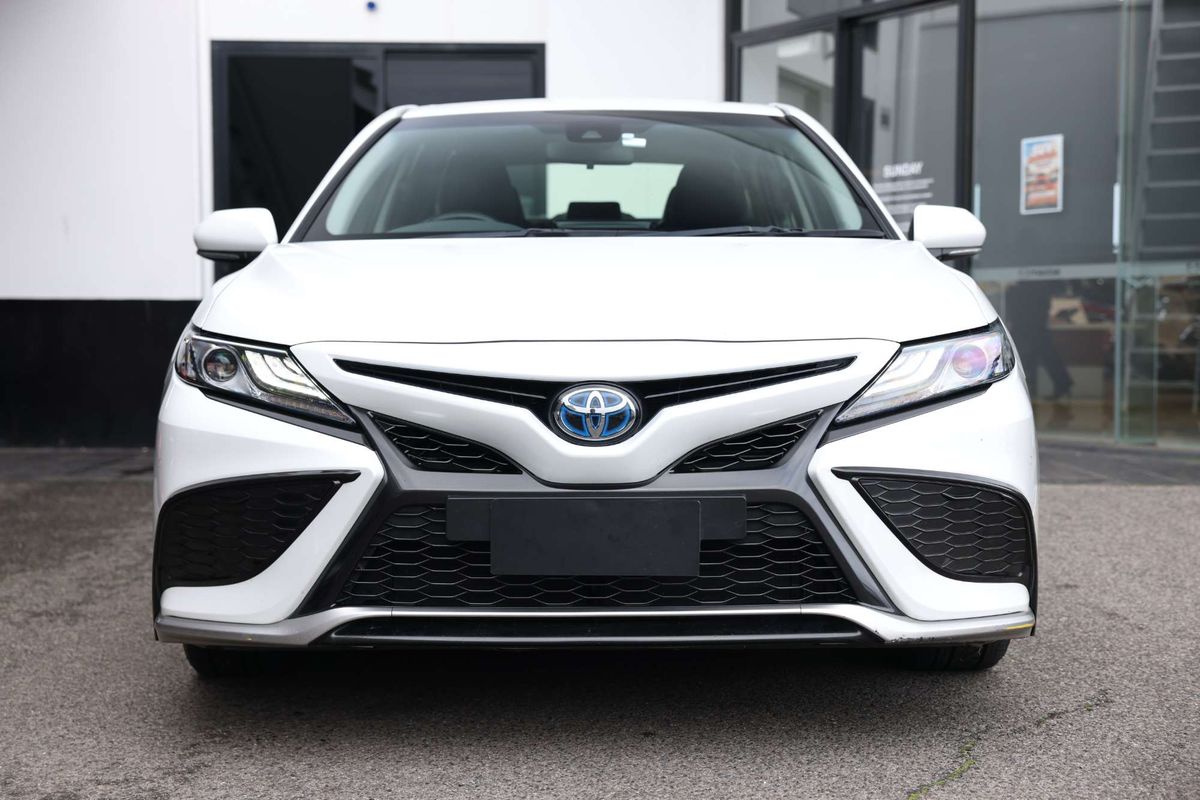 2021 Toyota Camry SX AXVH70R
