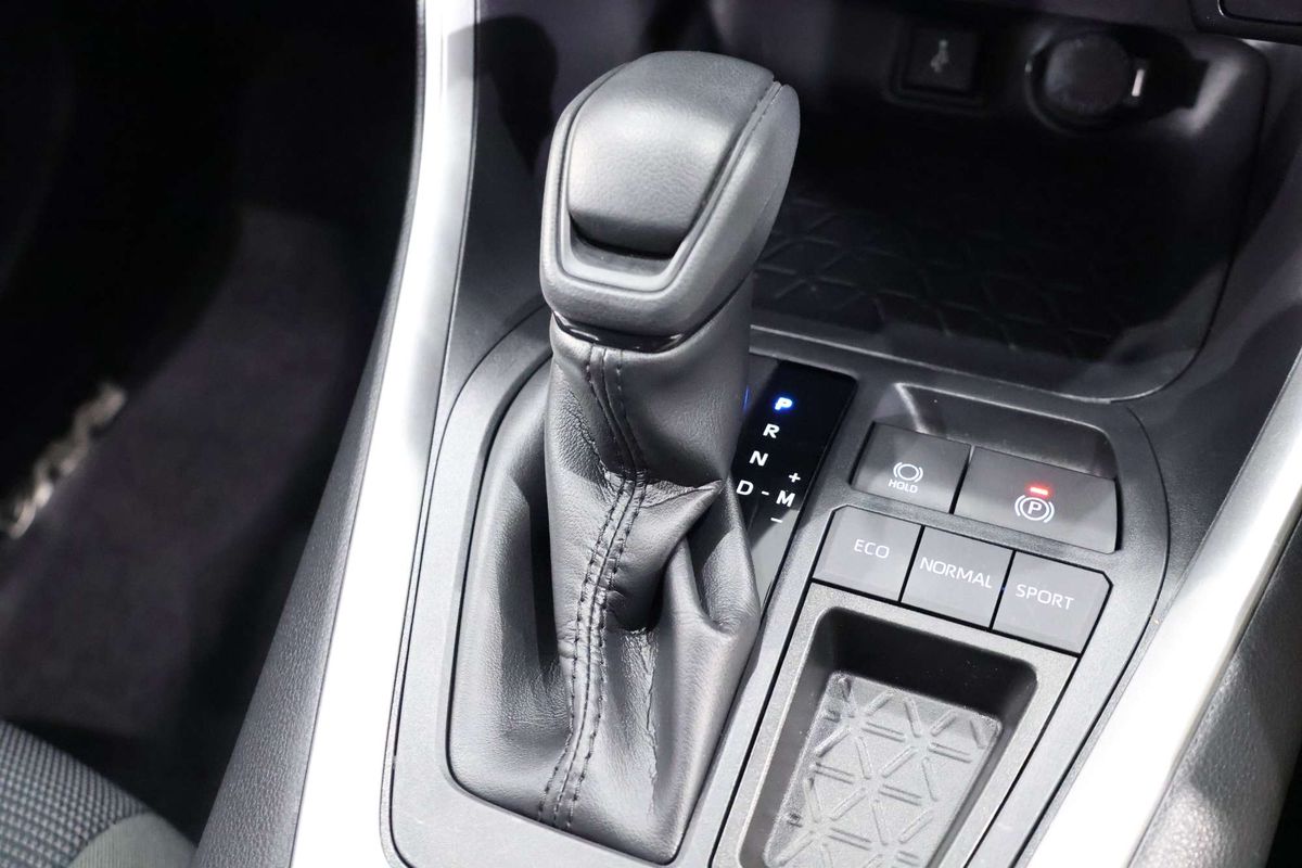 2020 Toyota RAV4 GX MXAA52R