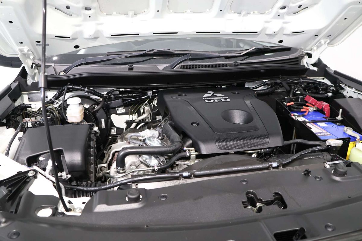 2022 Mitsubishi Triton GLX MR 4X4