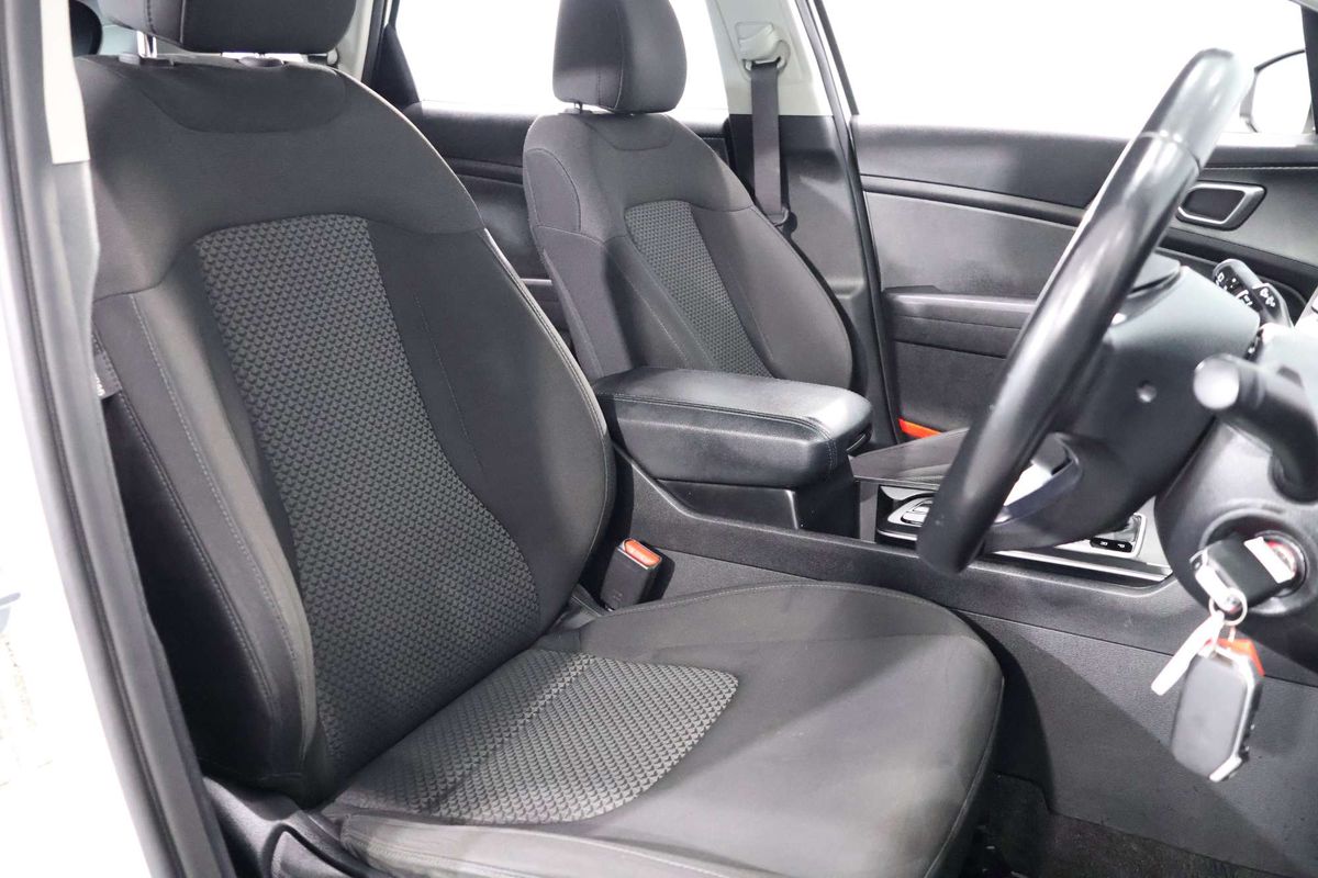 2021 Kia Sportage S NQ5