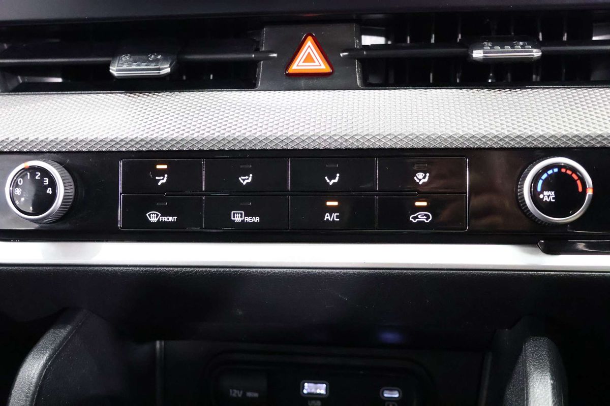 2021 Kia Sportage S NQ5