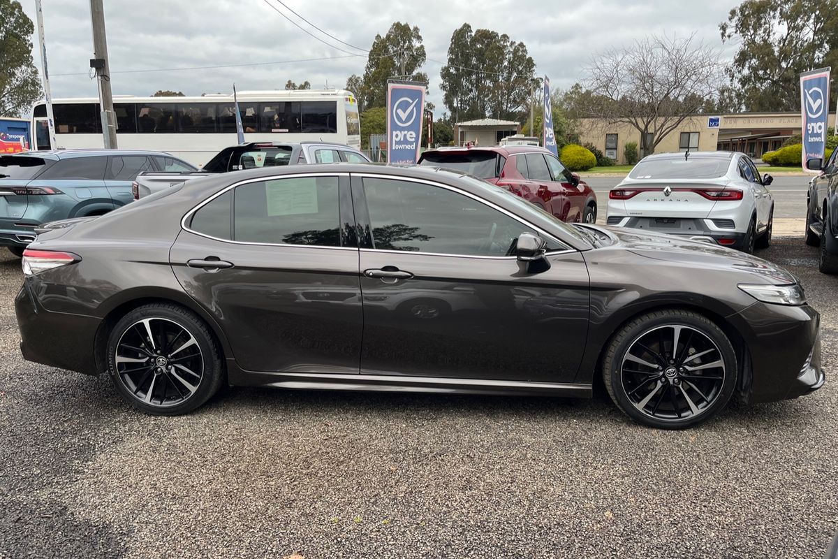 2018 Toyota Camry SX GSV70R