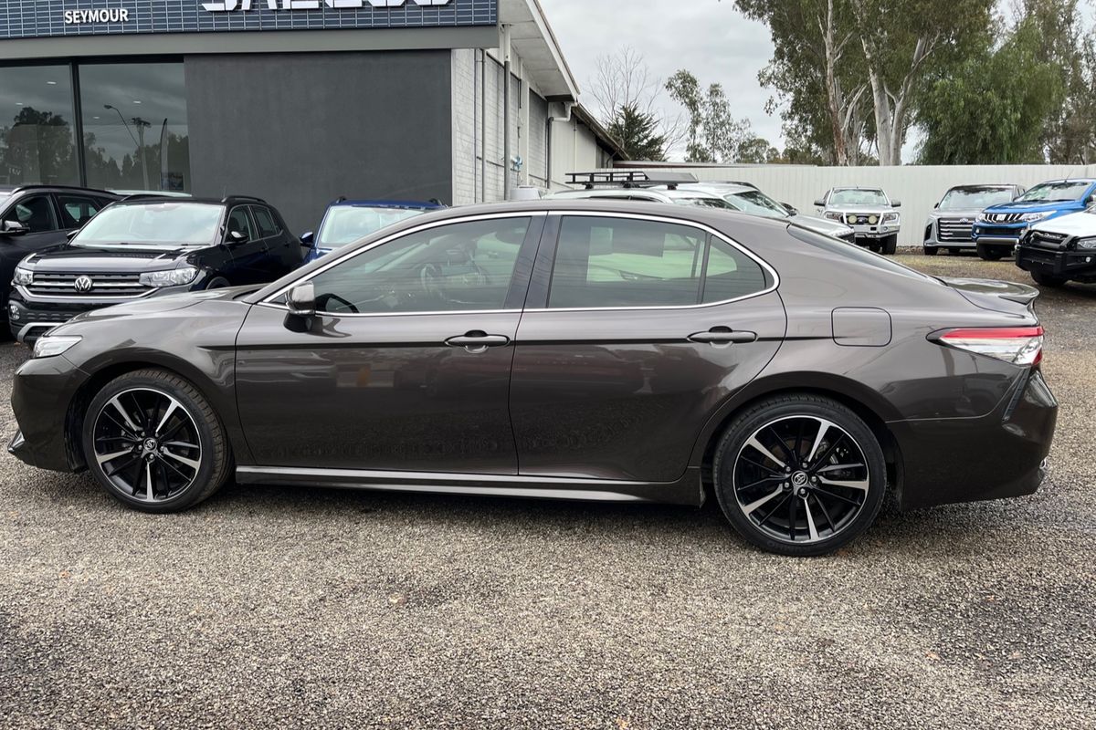 2018 Toyota Camry SX GSV70R