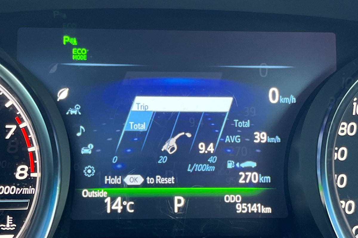 2018 Toyota Camry SX GSV70R