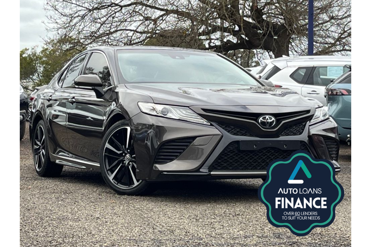 2018 Toyota Camry SX GSV70R