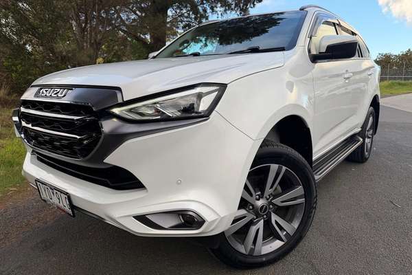 2023 Isuzu MU-X LS-T