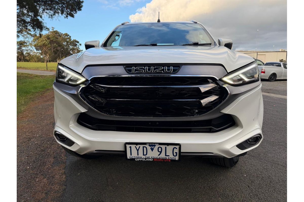 2023 Isuzu MU-X LS-T
