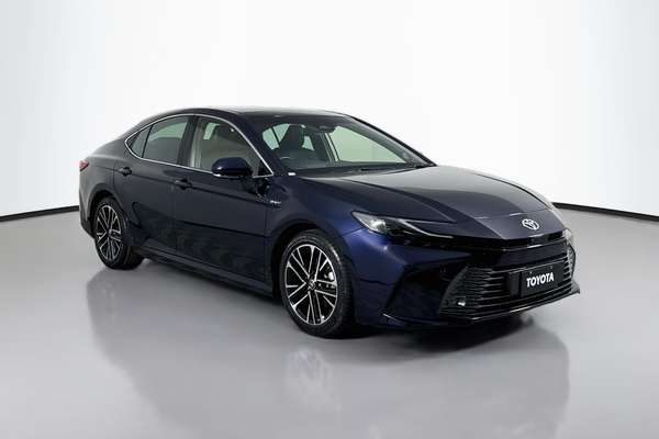 2024 Toyota Camry SL AXVH80R
