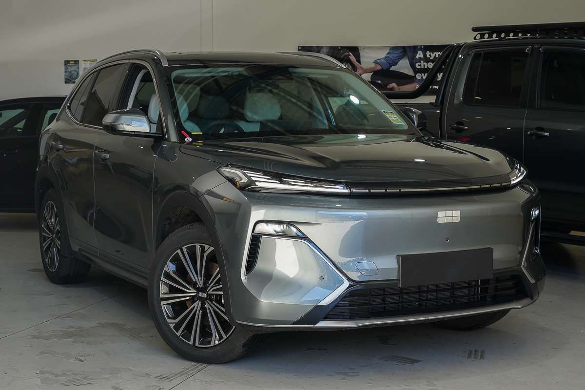 2026 Geely Starray EM-i Inspire P145