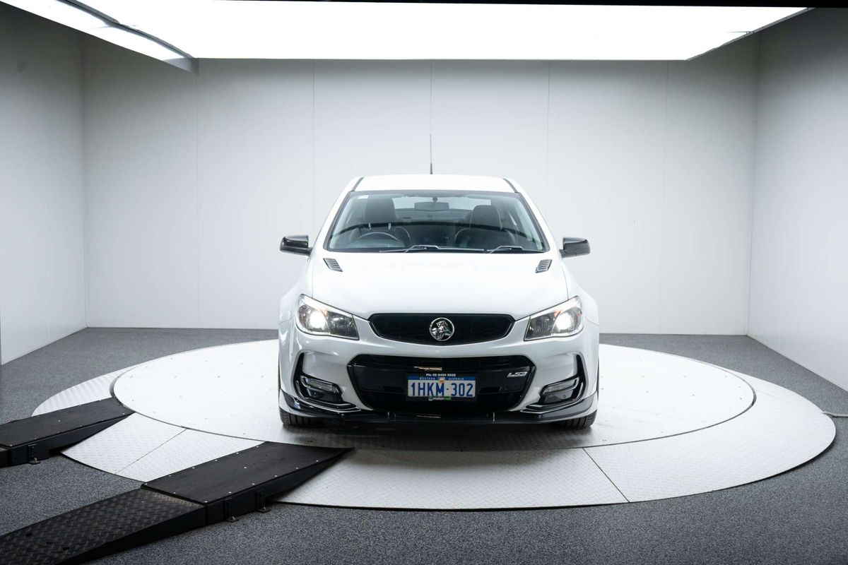 2016 Holden Commodore SS Black VF Series II