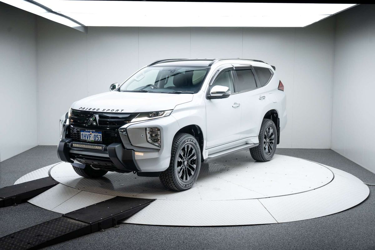 2023 Mitsubishi Pajero Sport GSR QF