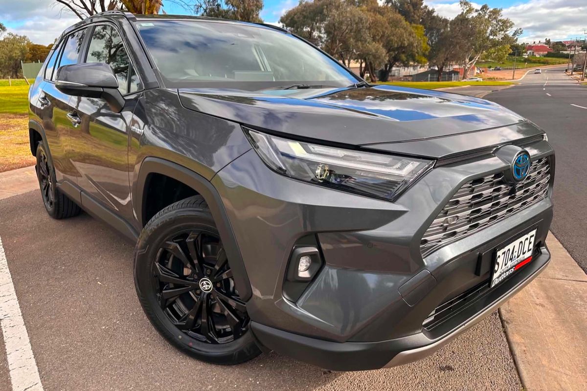 2024 Toyota RAV4 Cruiser AXAH54R