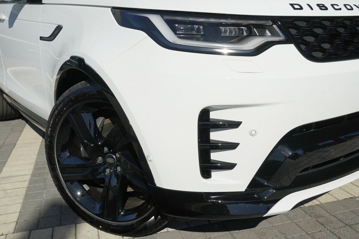 2026 Land Rover Discovery D350 Dynamic SE Series 5
