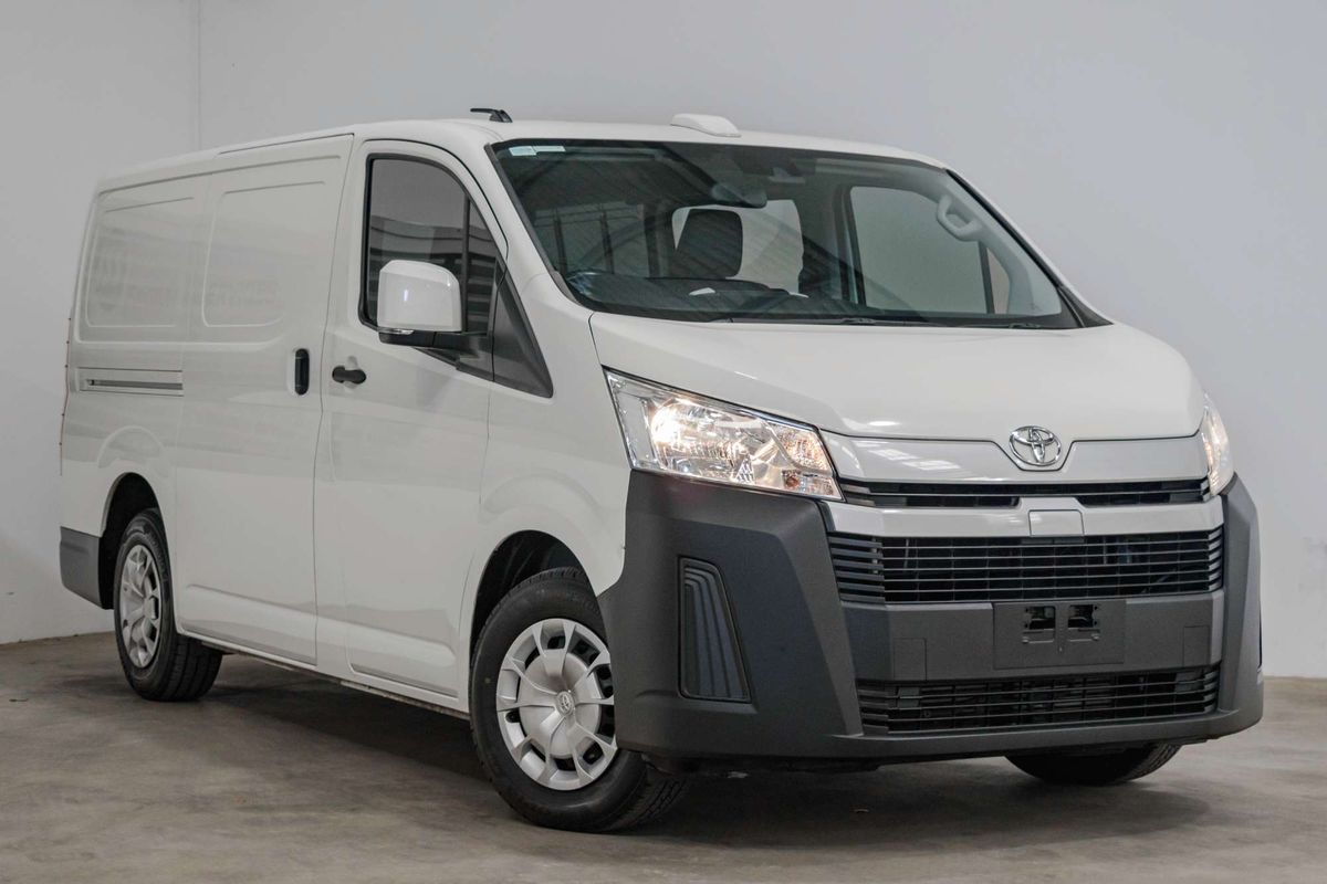 2022 Toyota Hiace GDH300R LWB