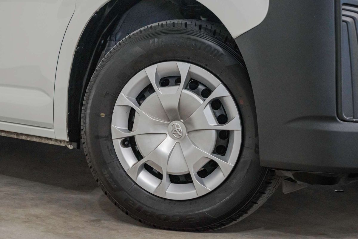2022 Toyota Hiace GDH300R LWB