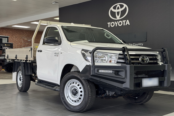 2022 Toyota Hilux SR GUN126R