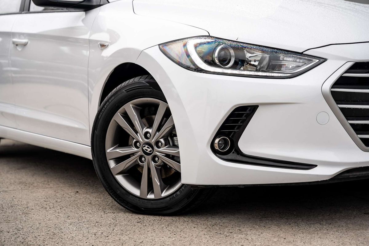 2018 Hyundai Elantra Active AD