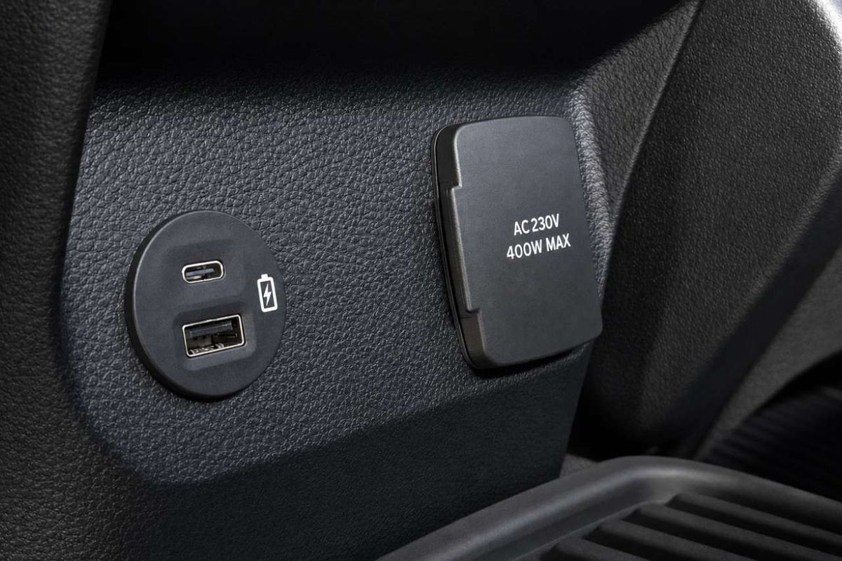 2026 Ford Ranger Tremor 4X4 3.0L image 17