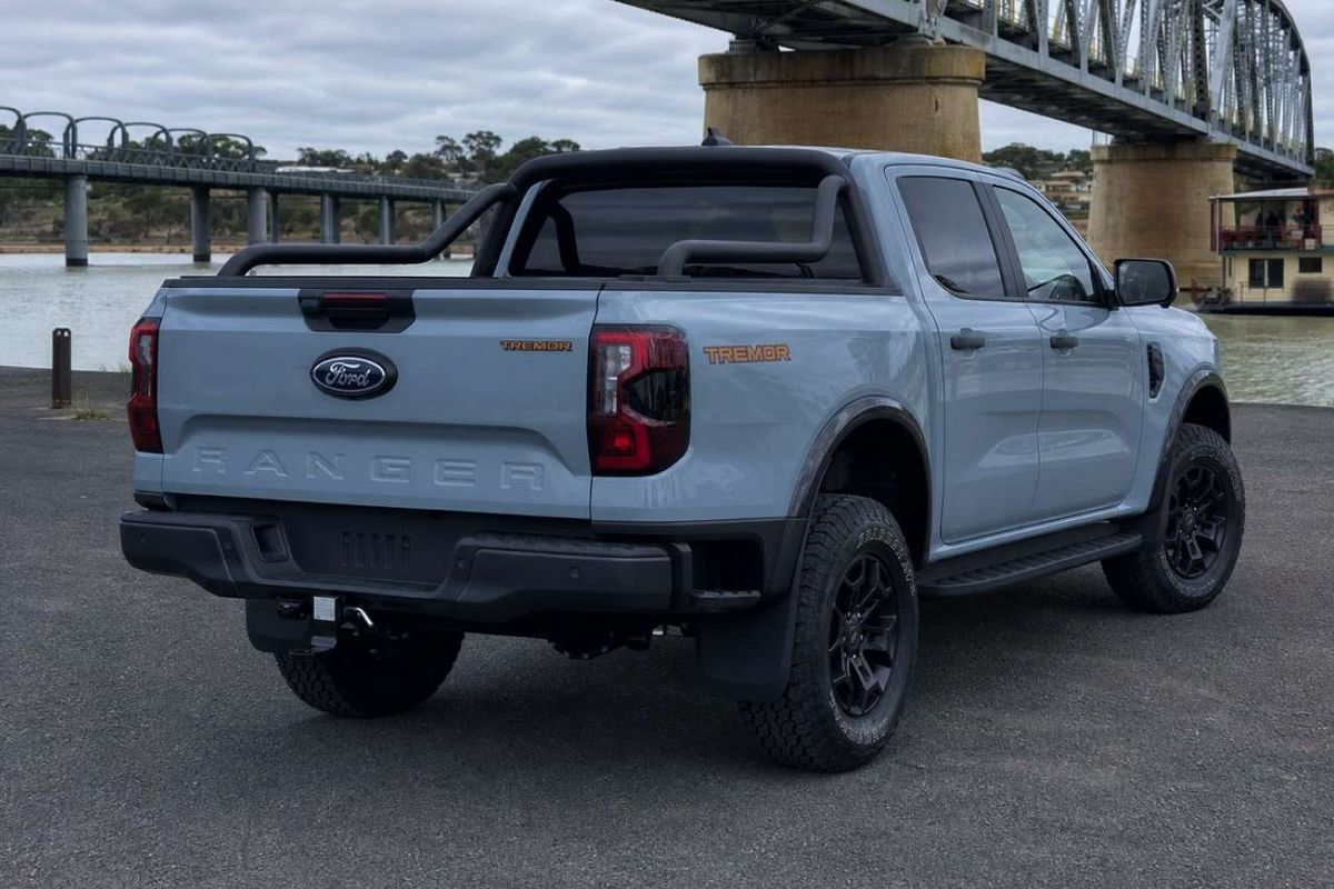 2026 Ford Ranger Tremor 4X4 3.0L image 3