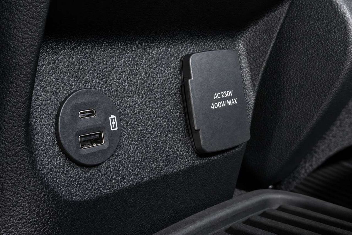 2026 Ford Ranger Tremor 4X4 3.0L image 15
