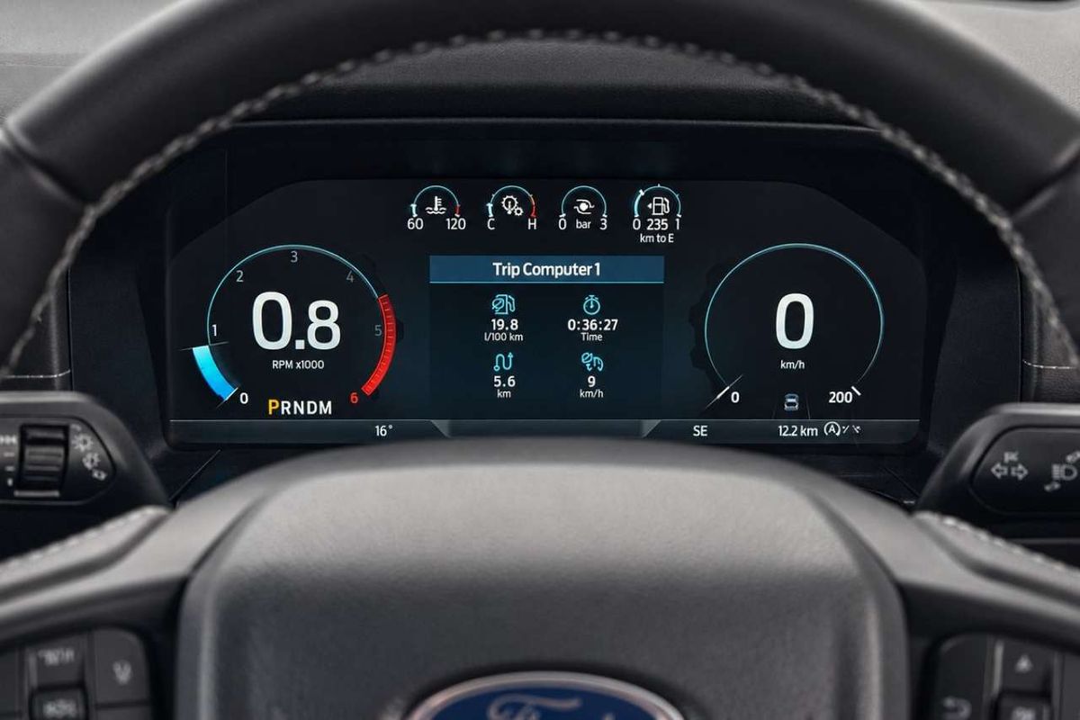 2026 Ford Everest Platinum 3.0L image 12
