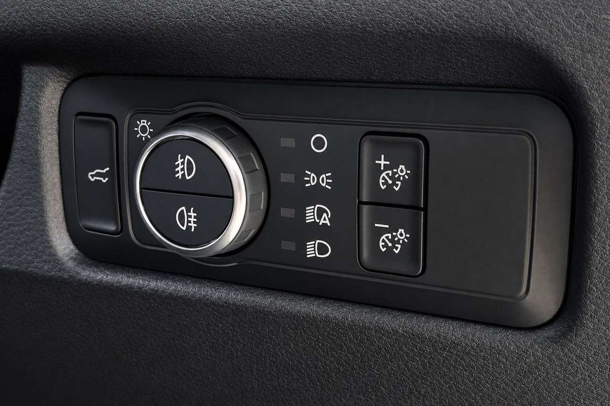 2026 Ford Everest Platinum 3.0L image 17