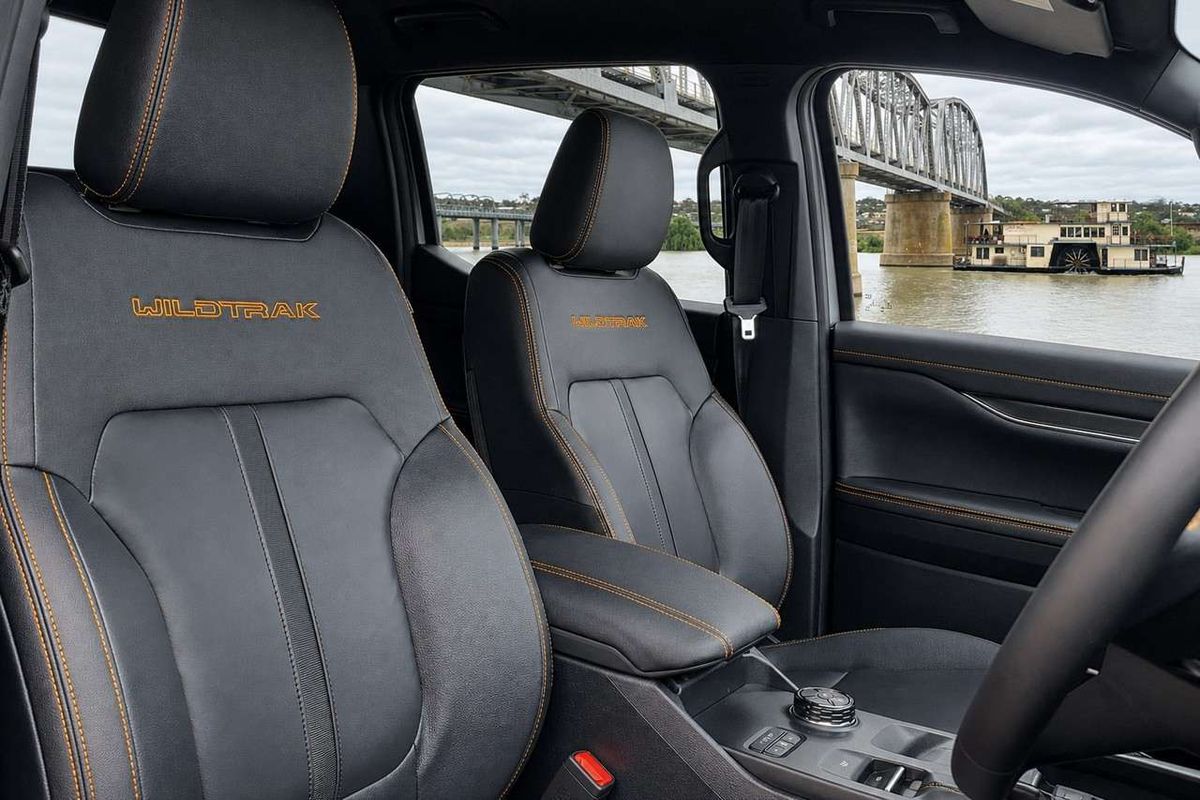 2025 Ford Ranger Wildtrak 4X4 2.0L image 9