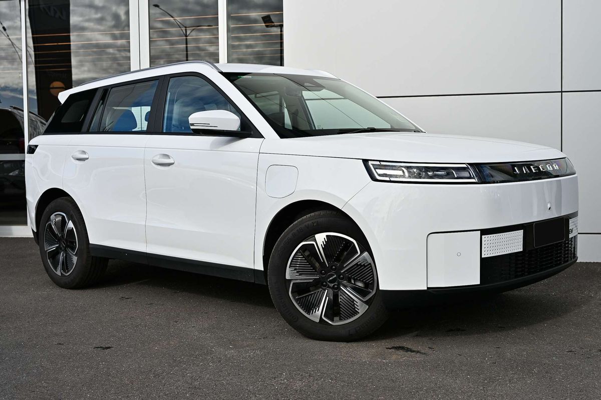 2026 OMODA JAECOO J5 EV Summit