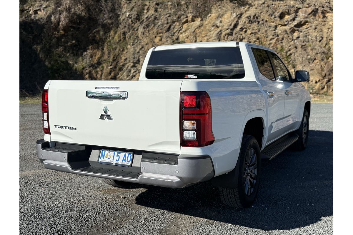 2025 Mitsubishi Triton GLS MV 4X4